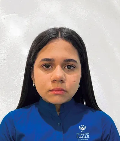 Retrato de Valeria Guaina, Entry level teacher